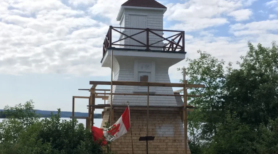 Bayswater Lighthouse Gets A Facelift