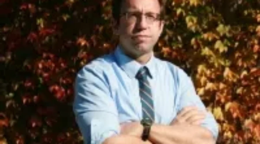 Political Scientist Not Shocked By NDP Jump To Greens