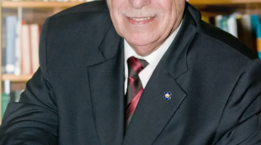 Premier Higgs Reflects On Robert Pichette’s Passing