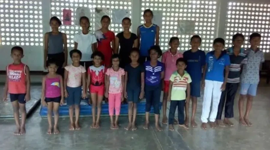 Quispamsis Club Helps Sri Lankan Gymnasts