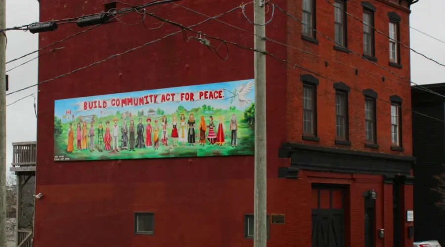 New Mural Encourages Community and Peace