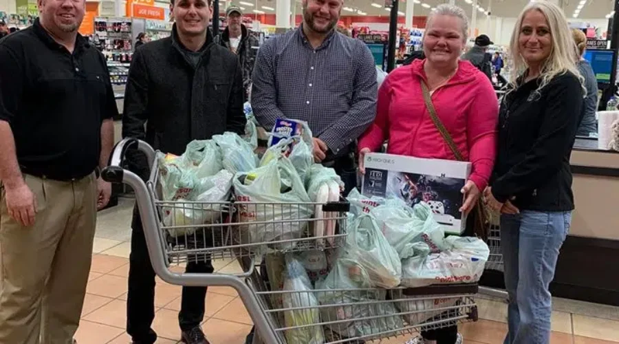 Saint John Pub Spreads Holiday Joy