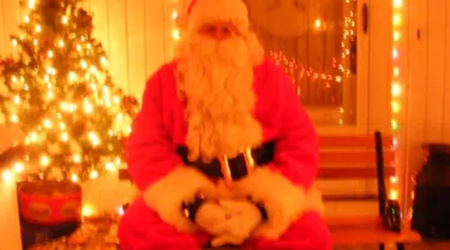 How To Track Santa On His Journey