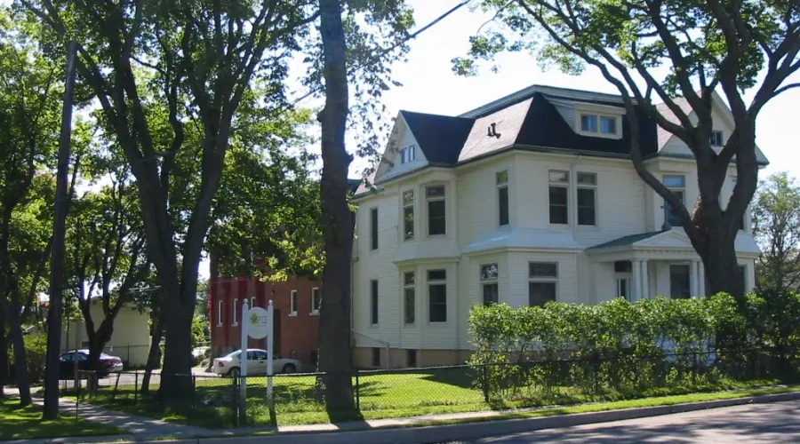 Bobby’s Hospice Named Among Best Charities