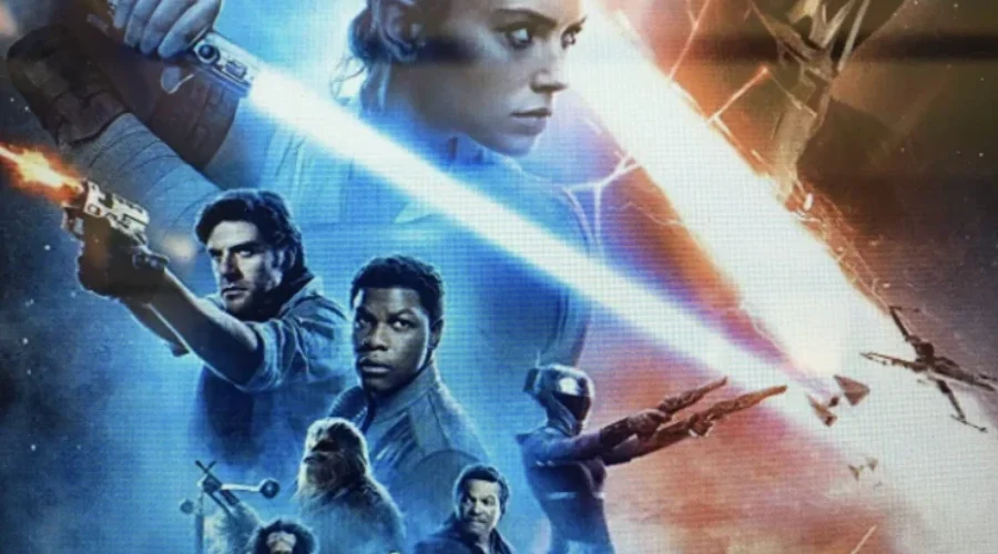 Star Wars: The Rise of Skywalker Ends Familiar Saga