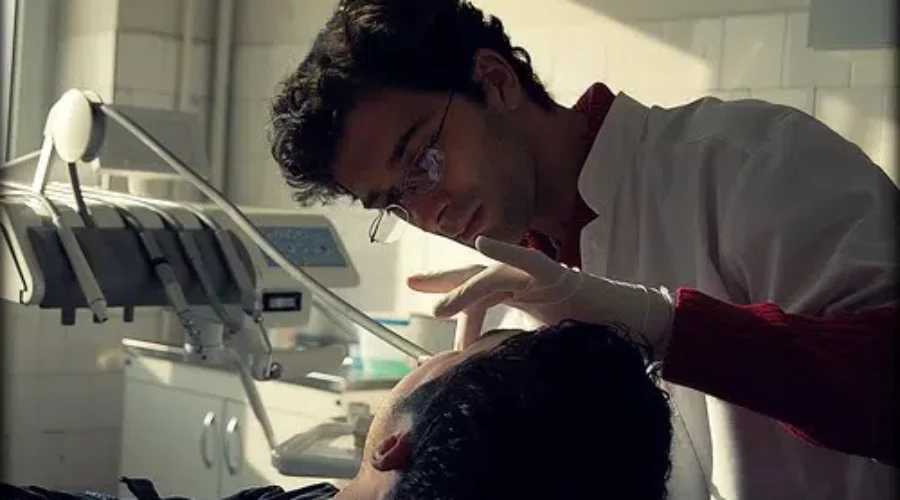 COVID-19 Impacts Dental Procedures