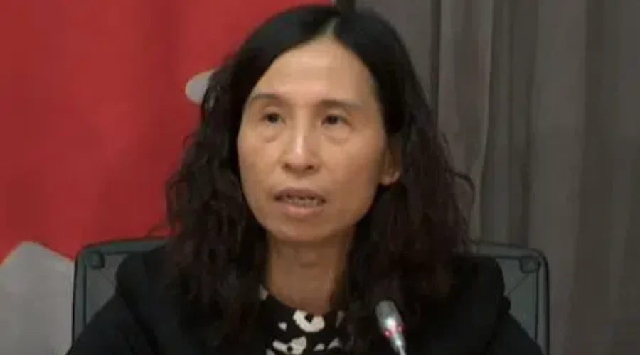 Canada’s Top Doctor Urges COVID-19 Prevention