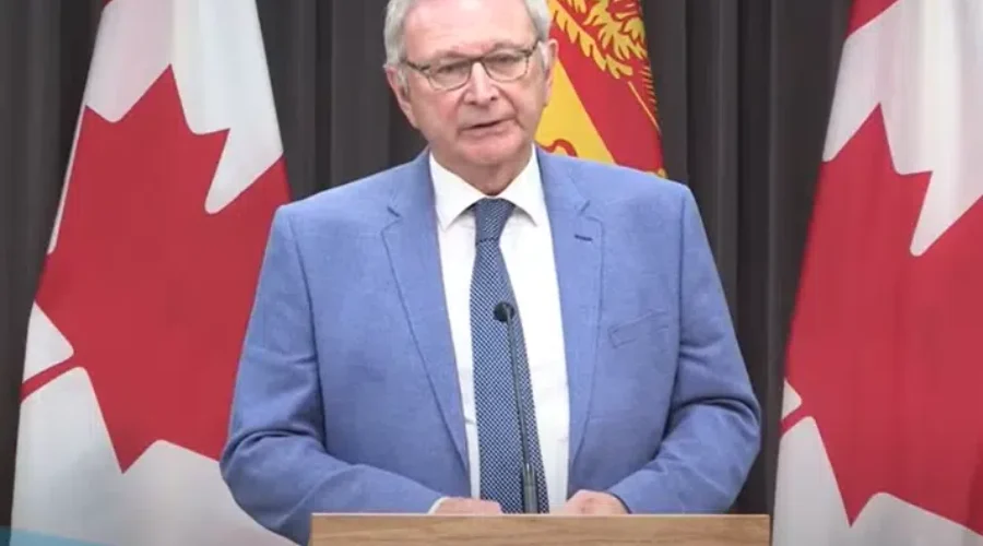 New Bruswickers Should Carry Mask At All Times, Premier Says