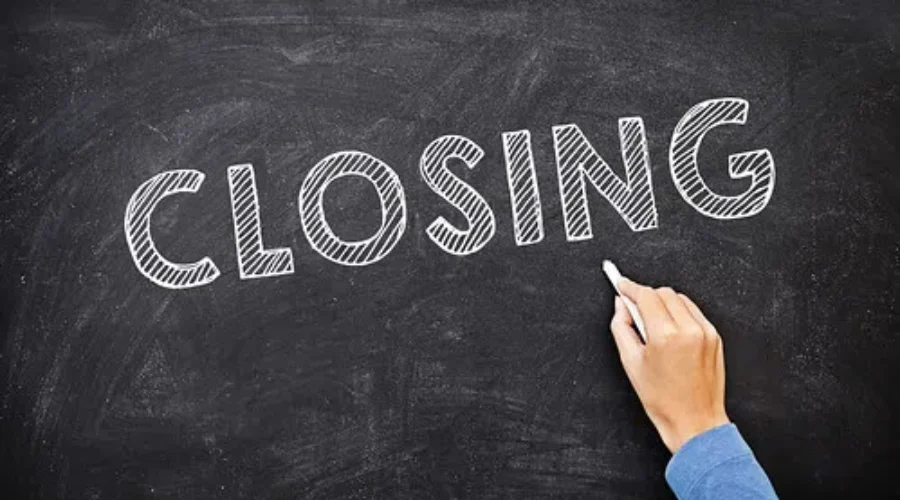 Addition Elle, Thyme Maternity To Shut Their Doors