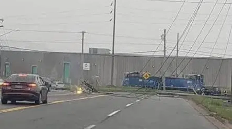 UPDATE: East Side Crash Knocks Out Power