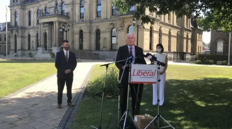 Higgs Would Target Small Hospitals If Re-elected: Vickers