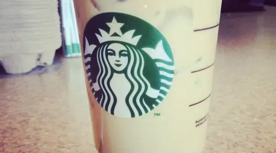 Starbucks Canada To Start Requiring Masks