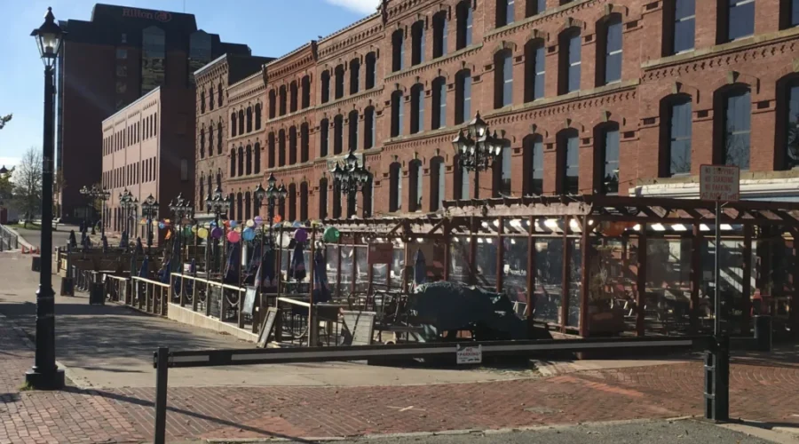 Uptown Restaurants Adapt As Chilly Weather And Second Wave Arrive