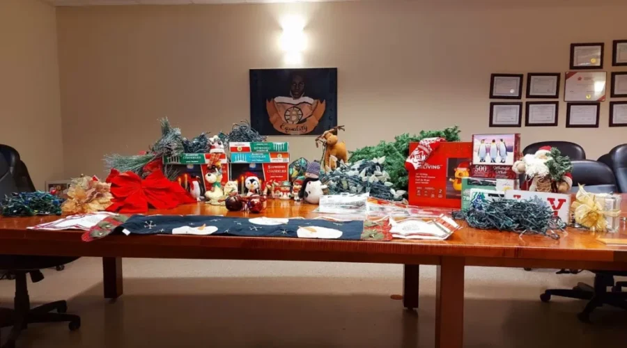 Youth Treatment Facility Needs Decorations For Christmas