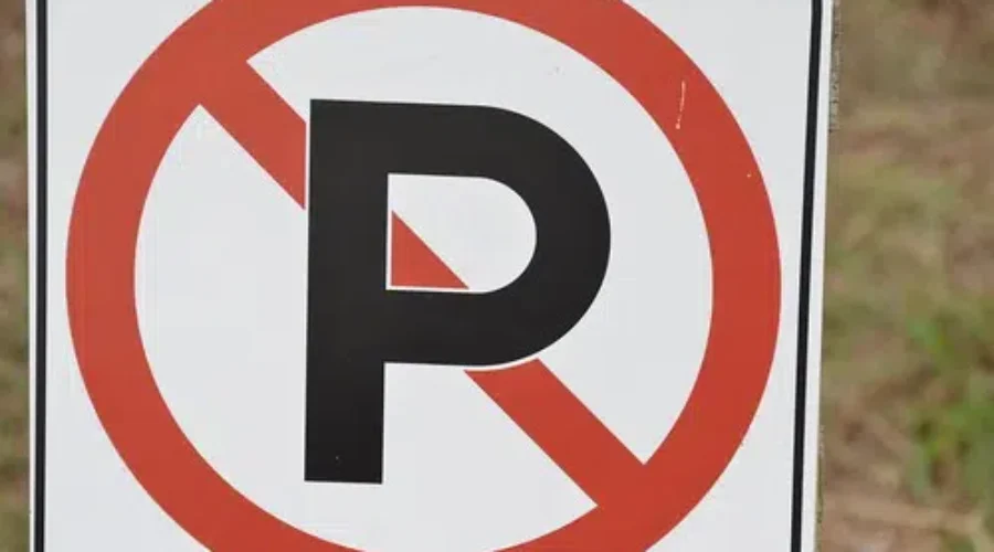 Parking Restrictions Along Douglas Avenue