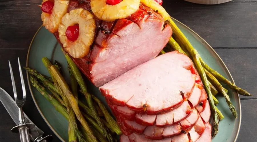 HAM AND PEAS PASTA WITH GARLIC PARMESAN CREAM SAUCE INGREDIENTS: