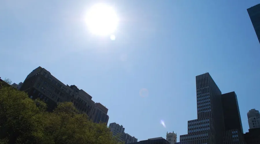 Experts Advise ‘Sun-Sense’ To Battle Extreme Heat