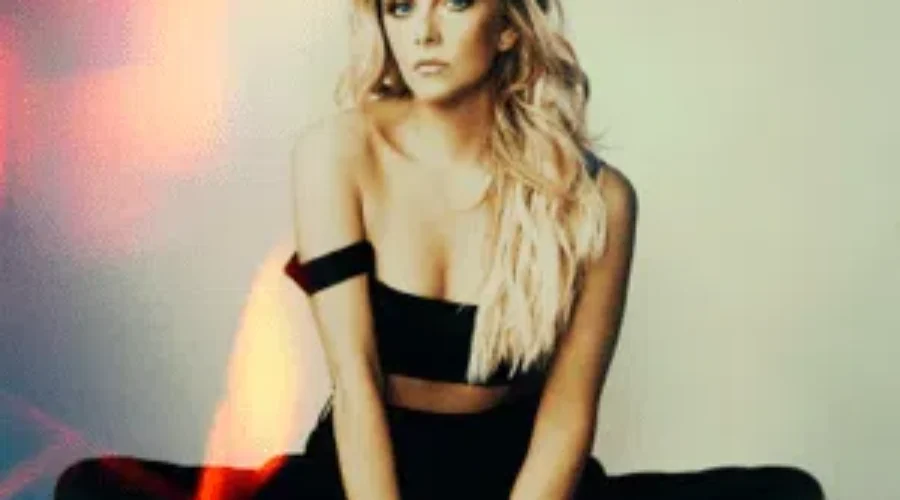 Krista interviews Lindsay Ell (May 29, 2021)