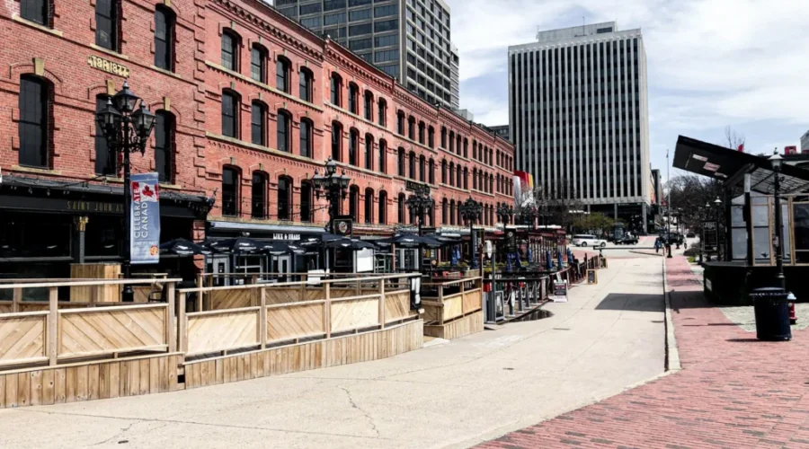 Live Summer Entertainment On The Boardwalk