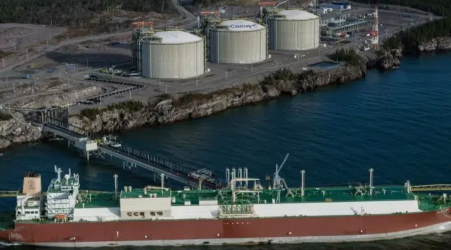 Irving Oil Divests Ownership Interest In Canaport LNG