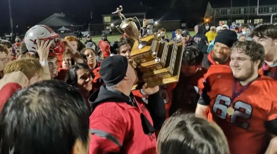 Greyhounds Win Provincial Football Championship