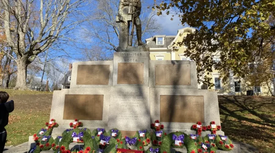 Hundreds Attend St. Stephen Remembrance Day Ceremony