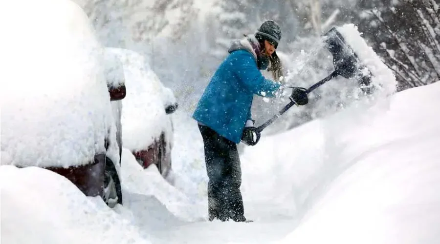 Parking Ban Declared Uptown