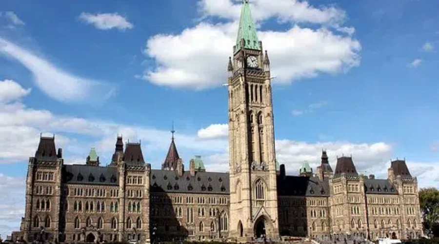 Trucker Convoy Protest Enters 7th Day