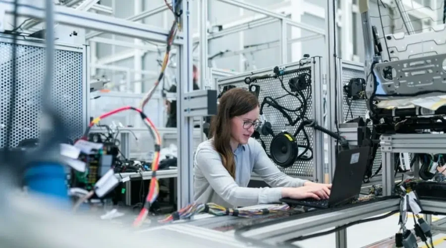 The Drive To Increase The Number Of Women In Engineering