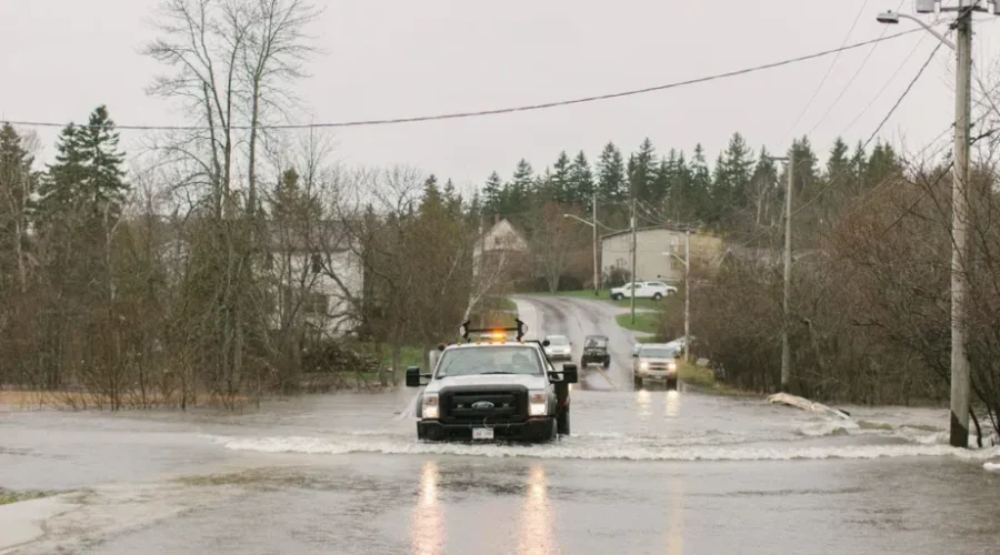 Red Cross Volunteers To Visit Flood-Prone Areas