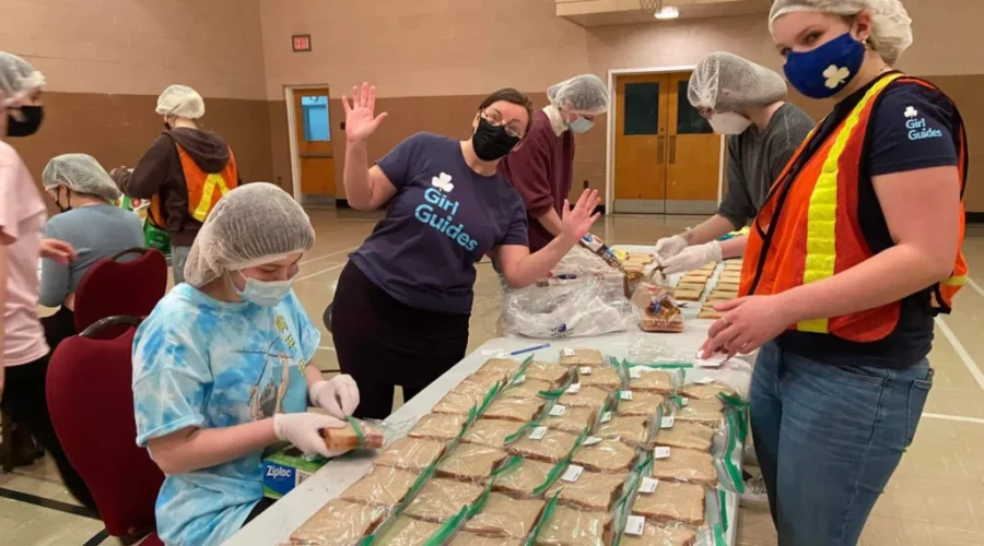 Local Girl Guide Unit Makes Sandwiches For Romero House