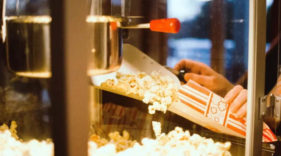 Cineplex Adds Online Ticket Fee For Buyers