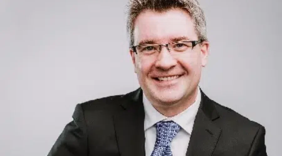 Kris Austin Named To Languages Review Committee