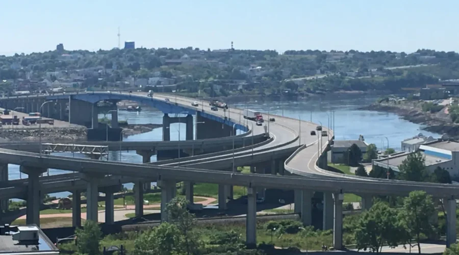 UPDATED: Harbour Bridge Paving Delayed
