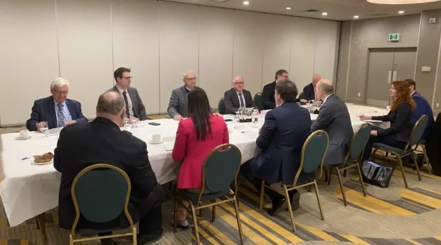 Provincial, Federal Officials Discuss Bilateral Health Funding