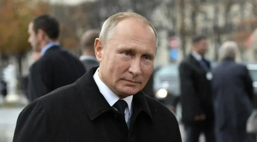 Warrant issued for Putin over war crimes