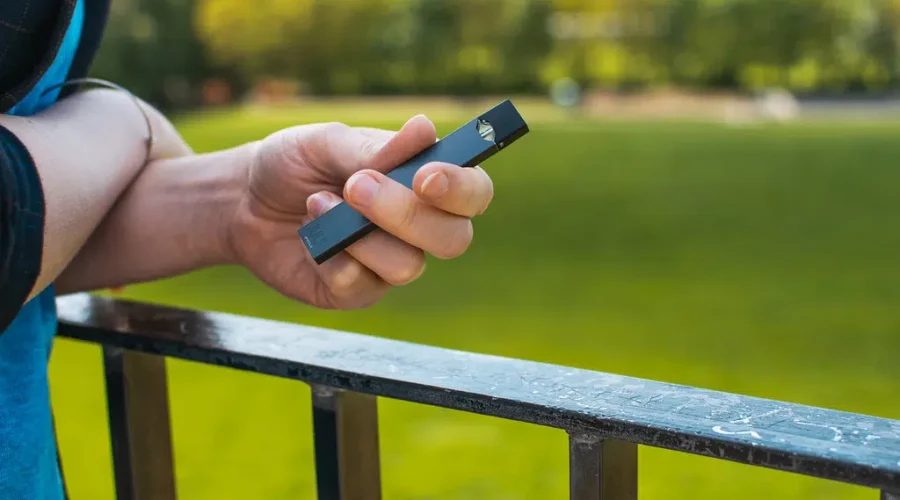 Canadian teenagers’ E-Cigarette use among world’s highest