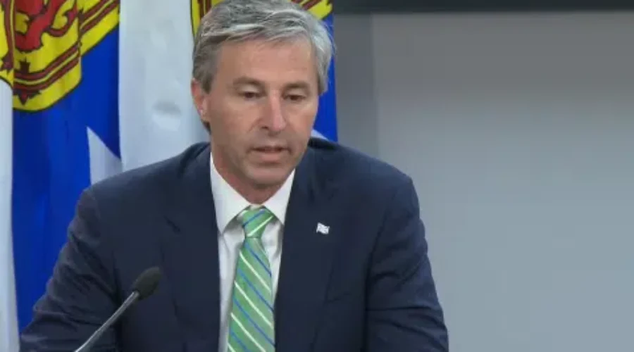 Premier Houston says Ottawa should pay for land link maintenance between Nova Scotia and New Brunswick