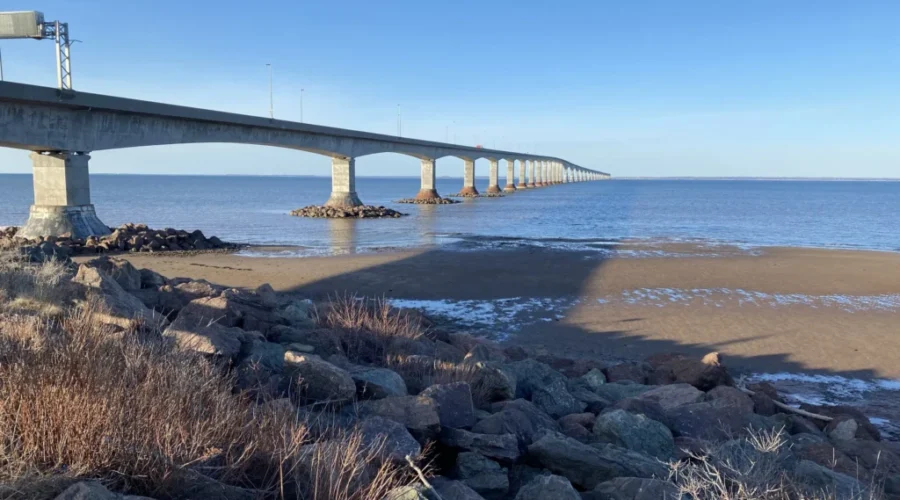 Driving complaint on Confederation Bridge leads to arrest