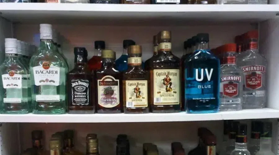 Atlantic Canadian universities alcohol policies below par, new study finds