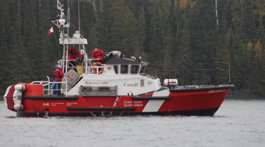 Canadian Coast Guard ship faces emergency engine shutdown in Bay of Fundy