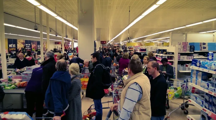 Christmas shoppers are buying less