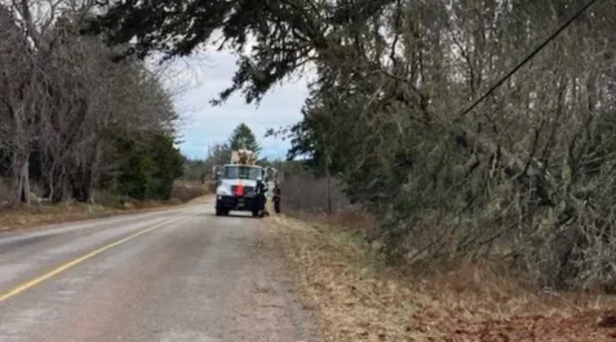 2 PM: Restoration efforts by NB Power continuing