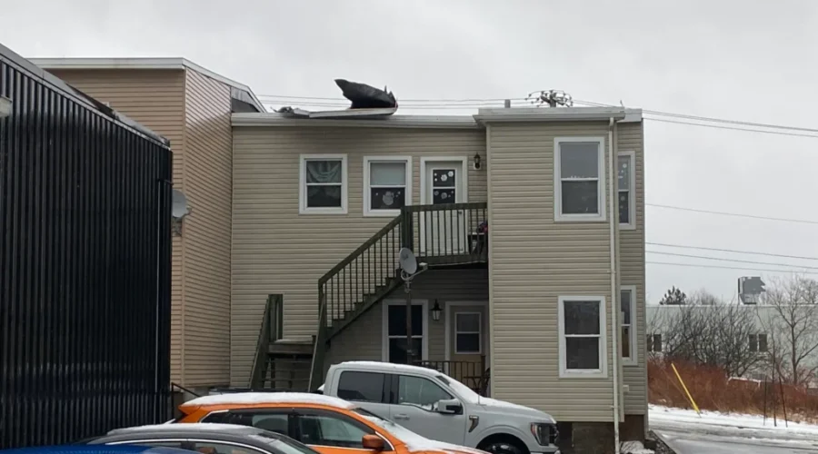 VIDEO: High winds damage roof in Saint John