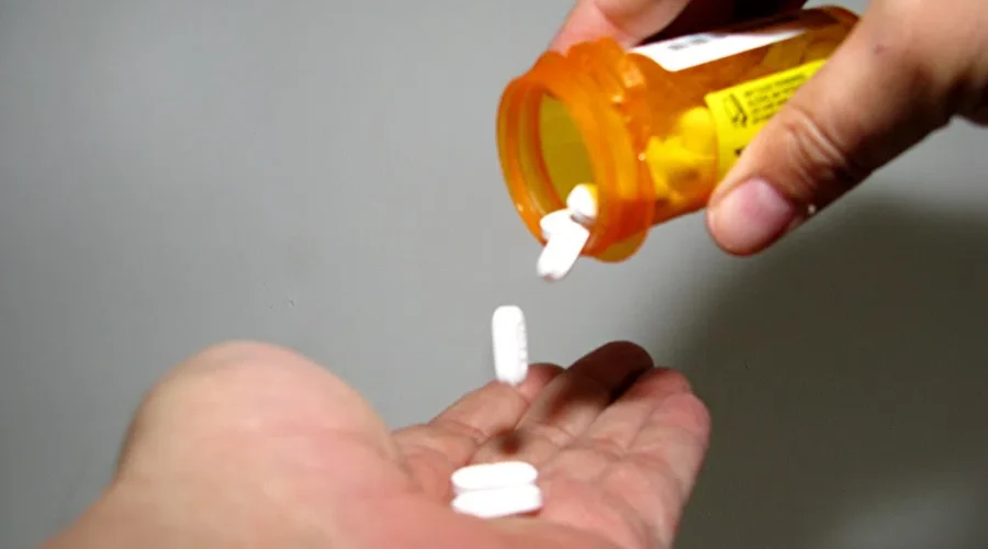 Program offers free disposal of unwanted meds and needles