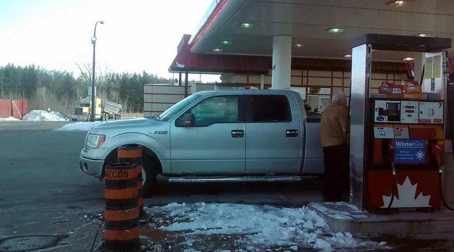 Dips and climbs for N.B. gas prices