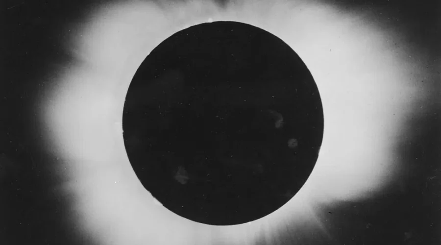 Ensure your eclipse glasses are certified, astronomer says