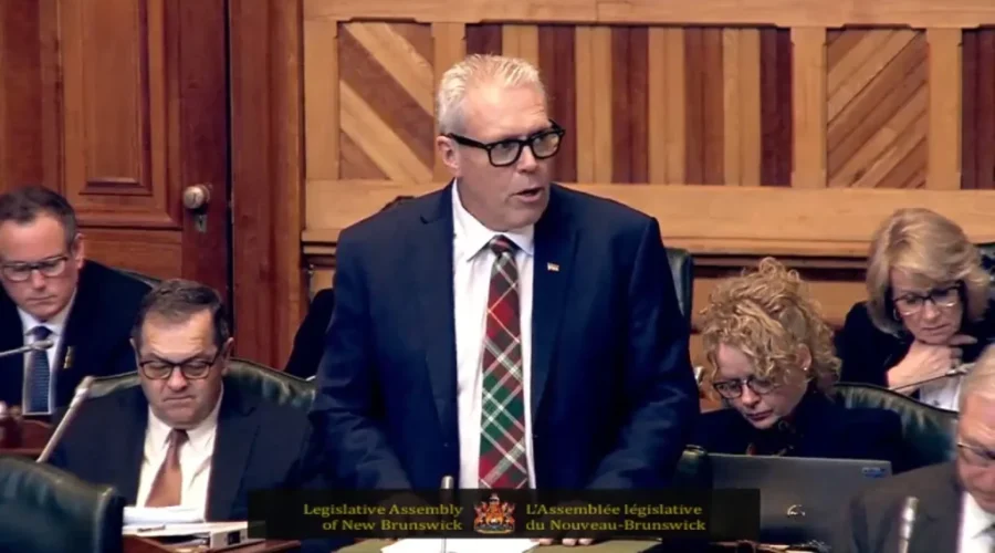 N.B. finance minister to re-offer in election