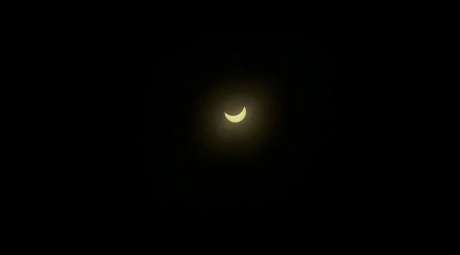 Total solar eclipse attracts thousands to N.B.