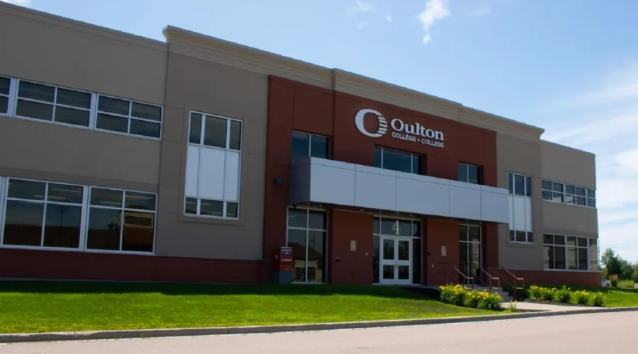 Oulton College launches 3-year nursing degree